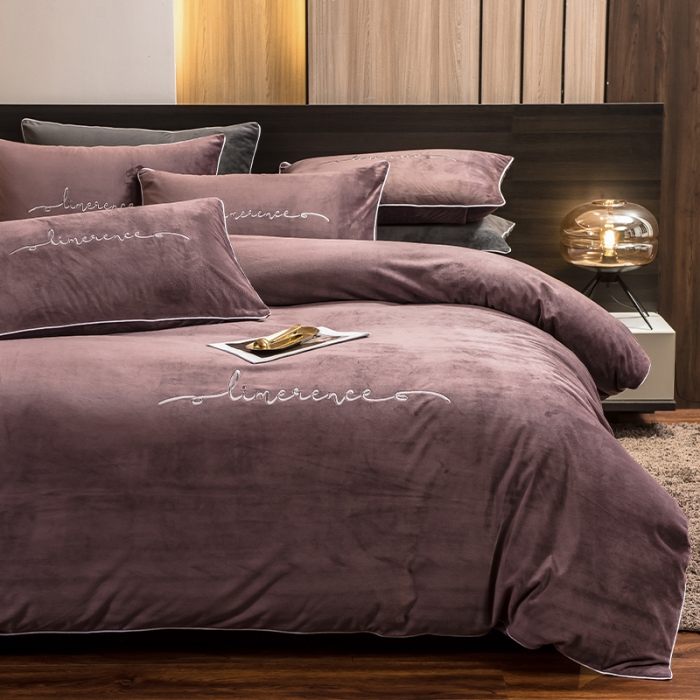 91家纺网 家纺一手货源 找家纺 瑞驰 2022新款A类婴儿绒保暖四件套 优雅紫