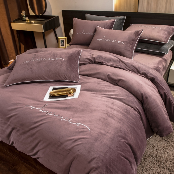 91家纺网 家纺一手货源 找家纺 瑞驰 2022新款A类婴儿绒保暖四件套 优雅紫