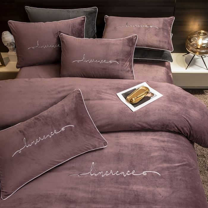 91家纺网 家纺一手货源 找家纺 瑞驰 2022新款A类婴儿绒保暖四件套 优雅紫