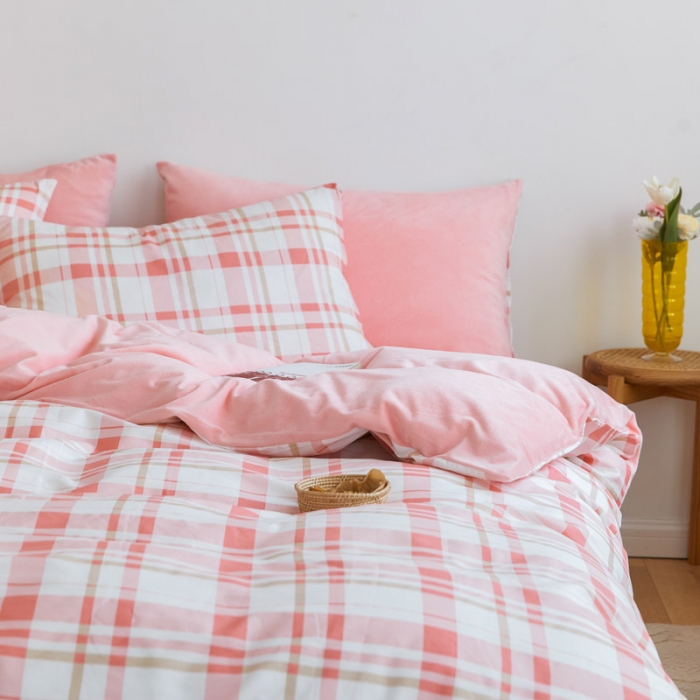 91家纺网 家纺一手货源 找家纺 梦家居 2020新款秋冬A棉B绒四件套 复古粉格绒