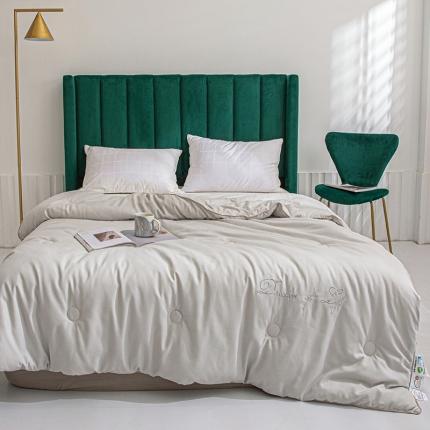 91家纺网 家纺一手货源 找家纺 久典 2020新款生态暖绒抗菌被 奥利—米色