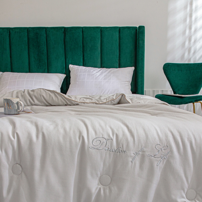 91家纺网 家纺一手货源 找家纺 （总）久典 2020新款冬被生态暖绒抗菌被