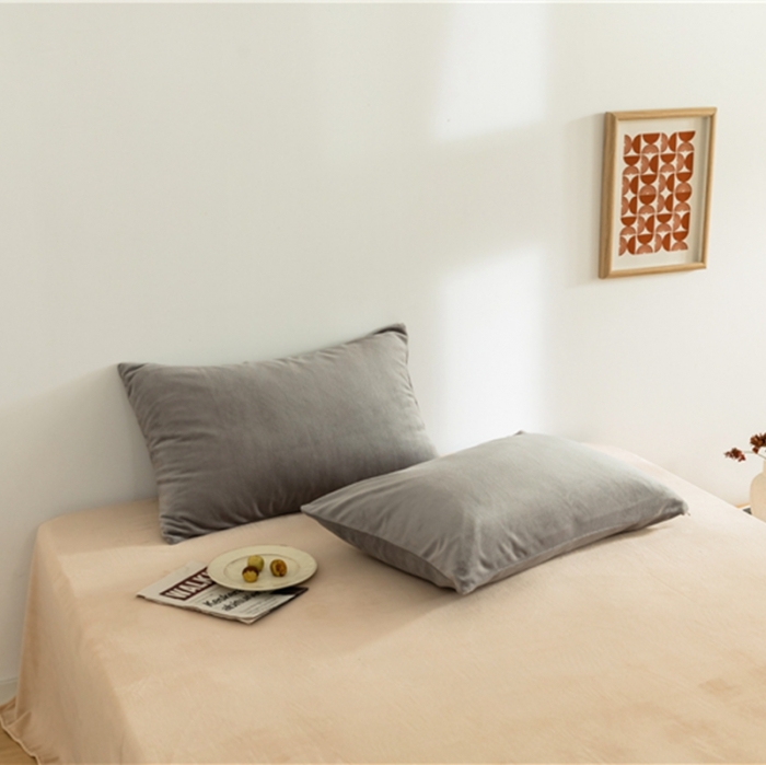 91家纺网 家纺一手货源 找家纺 棉眠 2020新款秋冬纯色牛奶绒单品枕套 灰色