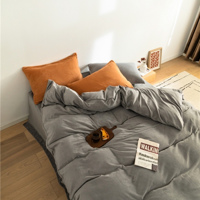 91家纺网 家纺一手货源 找家纺 棉眠 2020新款秋冬纯色牛奶绒四件套 灰色+棕色