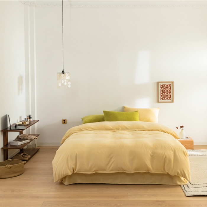 91家纺网 家纺一手货源 找家纺 棉眠 2020新款秋冬纯色牛奶绒四件套 小鸡黄+牛油果绿