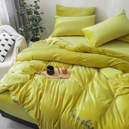 91家纺网 家纺一手货源 找家纺 尚品本色正版授权 纯色刺绣水晶绒保暖四件套 玉米黄