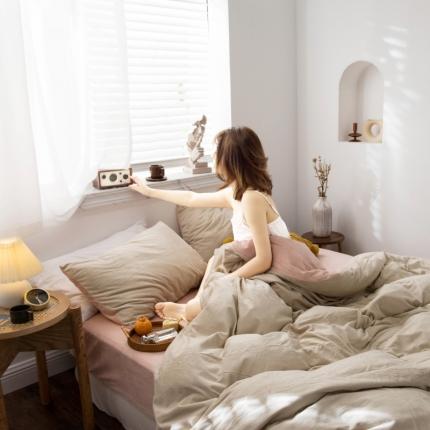 91家纺网 家纺一手货源 找家纺 尚品本色 2022新款天鹅绒四件套 米白拼粉色