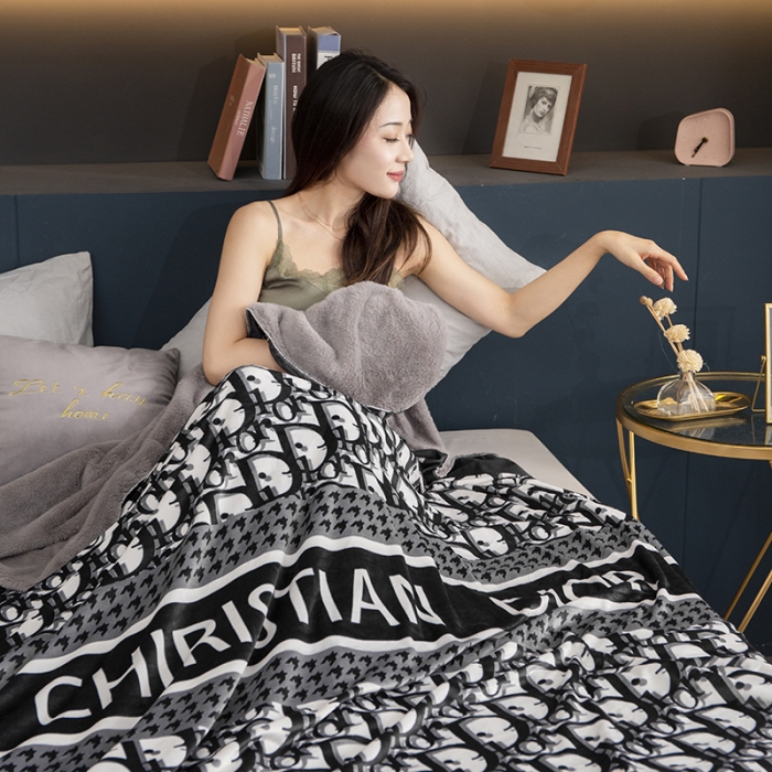 91家纺网 家纺一手货源 找家纺 宅部落婴肤绒小兔绒双面毯披肩毯办公毯车毯毛毯盖毯克莉丝汀娜