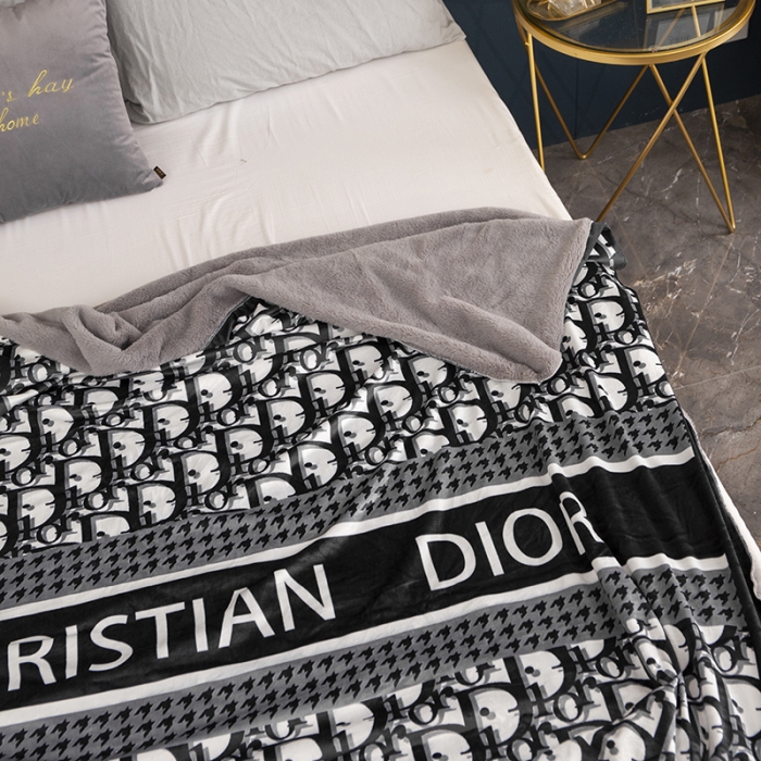 91家纺网 家纺一手货源 找家纺 宅部落婴肤绒小兔绒双面毯披肩毯办公毯车毯毛毯盖毯克莉丝汀娜