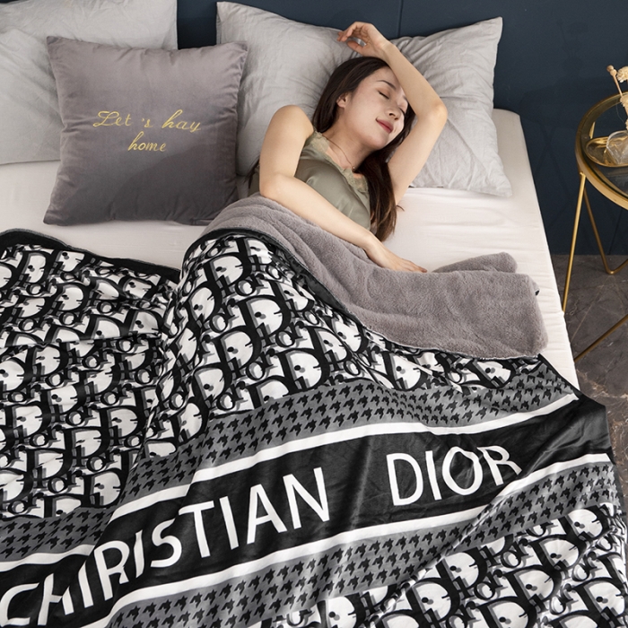 91家纺网 家纺一手货源 找家纺 宅部落婴肤绒小兔绒双面毯披肩毯办公毯车毯毛毯盖毯克莉丝汀娜