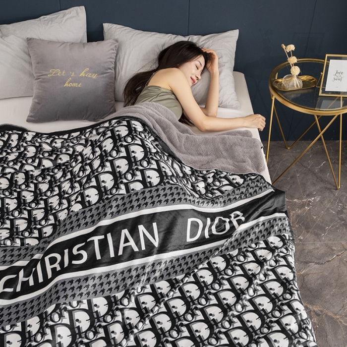 91家纺网 家纺一手货源 找家纺 宅部落婴肤绒小兔绒双面毯披肩毯办公毯车毯毛毯盖毯克莉丝汀娜