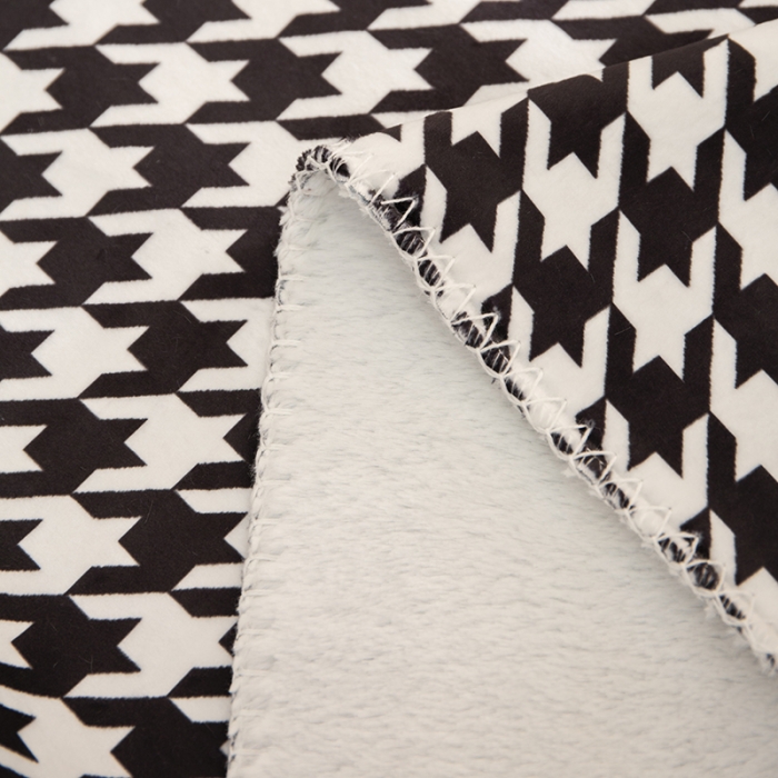 91家纺网 家纺一手货源 找家纺 宅部落婴肤绒小兔绒双面毯披肩毯办公毯车毯毛毯盖毯千鸟格-黑