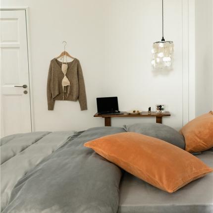 91家纺网 家纺一手货源 找家纺 棉眠 2020新款秋冬纯色牛奶绒四件套 灰色+棕色