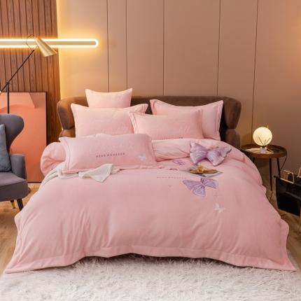 91家纺网 家纺一手货源 找家纺 2020款牛奶绒绣花宽边四件套法莱绒水晶绒魔法莱绒宝宝绒被套