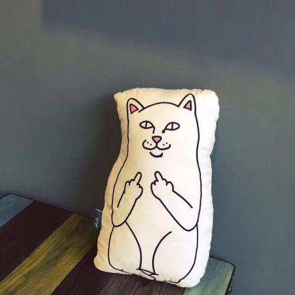 91家纺网 家纺一手货源 找家纺 （总）小芽家居 2024新款卡通抱枕