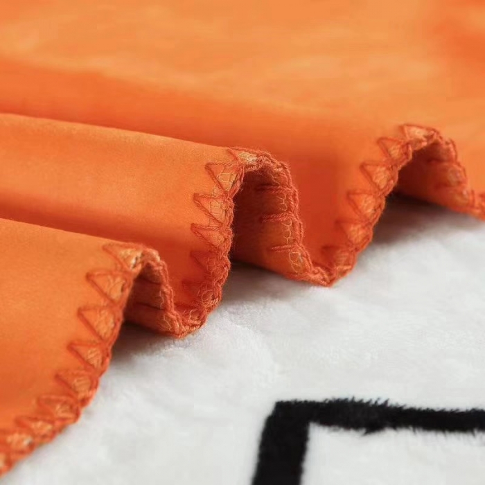 91家纺网 家纺一手货源 找家纺 眠帛潮牌锦狐绒毛毯午睡毯北欧风小毯子单人空调毯盖毯（银狐绒） 圣殿骑士