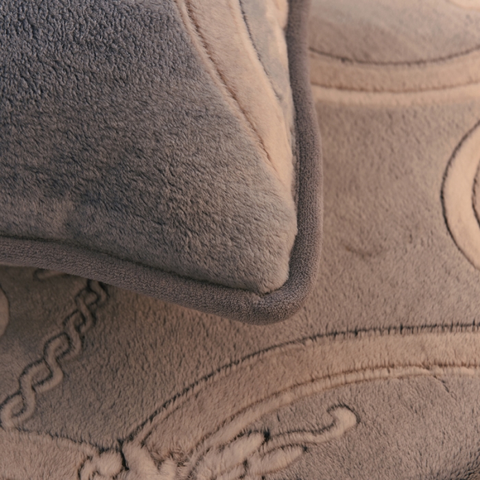 91家纺网 家纺一手货源 找家纺 甜之梦 2025新款310g雪花绒单品枕套 欧式经典