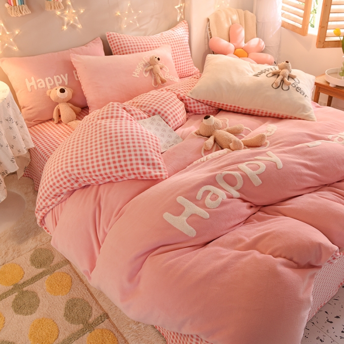 91家纺网 家纺一手货源 找家纺 绒世界2020保暖牛奶绒宝宝绒法兰绒四件套快乐熊系列 快乐熊-全粉