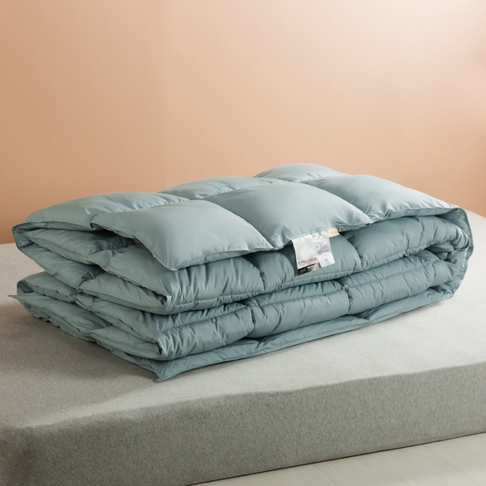 91家纺网 家纺一手货源 找家纺 俏企鹅 2025新款platinum系列羽绒被 冰湖蓝