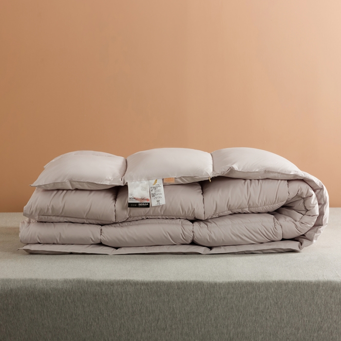 91家纺网 家纺一手货源 找家纺 俏企鹅 2025新款platinum系列羽绒被 暮色灰