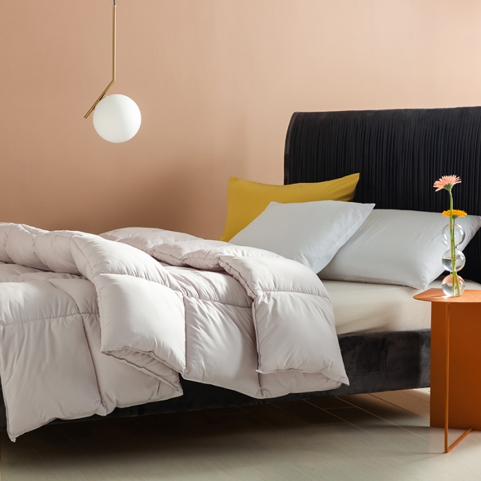 91家纺网 家纺一手货源 找家纺 俏企鹅 2025新款platinum系列羽绒被 暮色灰