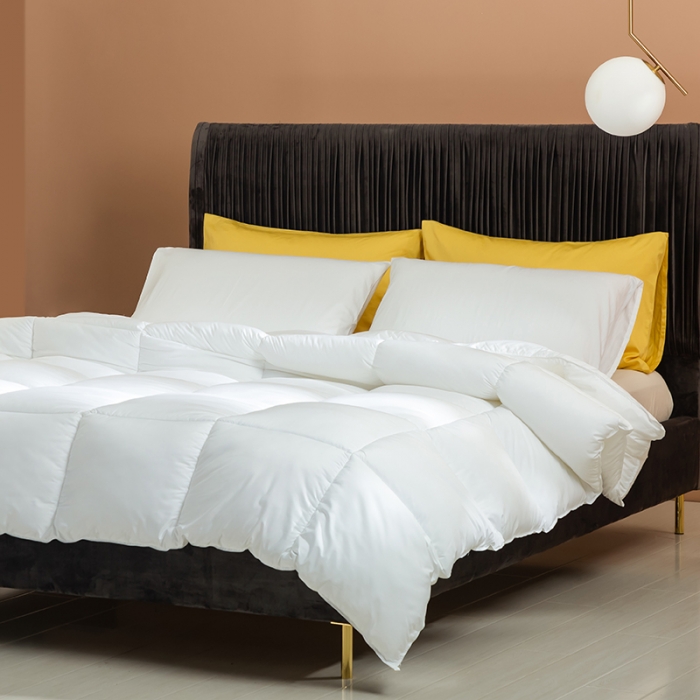 91家纺网 家纺一手货源 找家纺 俏企鹅 2025新款platinum系列羽绒被 雪鸟白