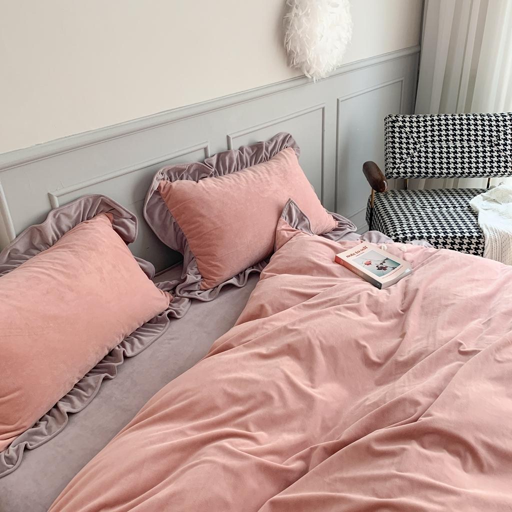 91家纺网 家纺一手货源 找家纺 时年 2021新款婴肤绒纯色花边款四件套 芝芝莓莓