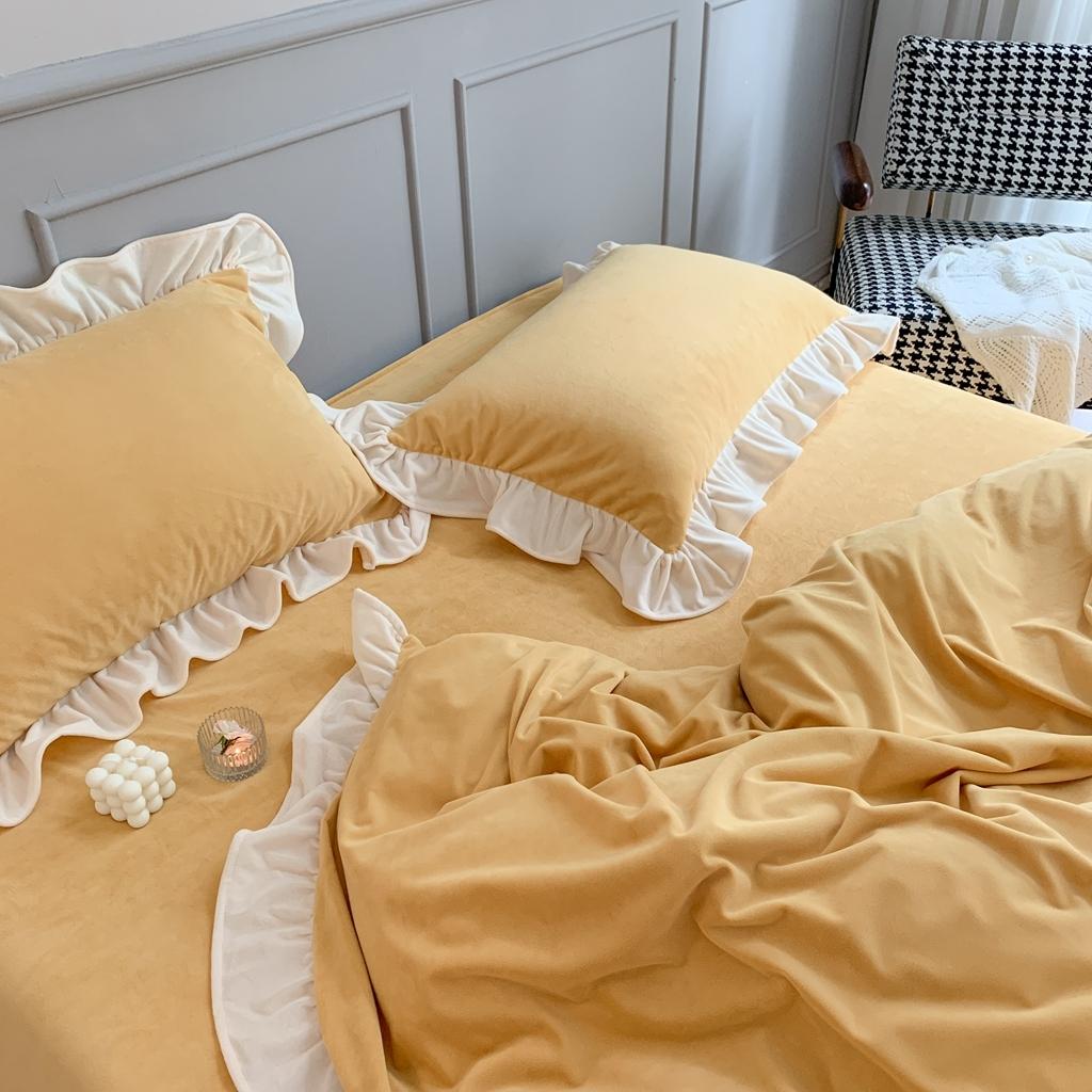 91家纺网 家纺一手货源 找家纺 时年 2021新款婴肤绒纯色花边款四件套 杨枝甘露