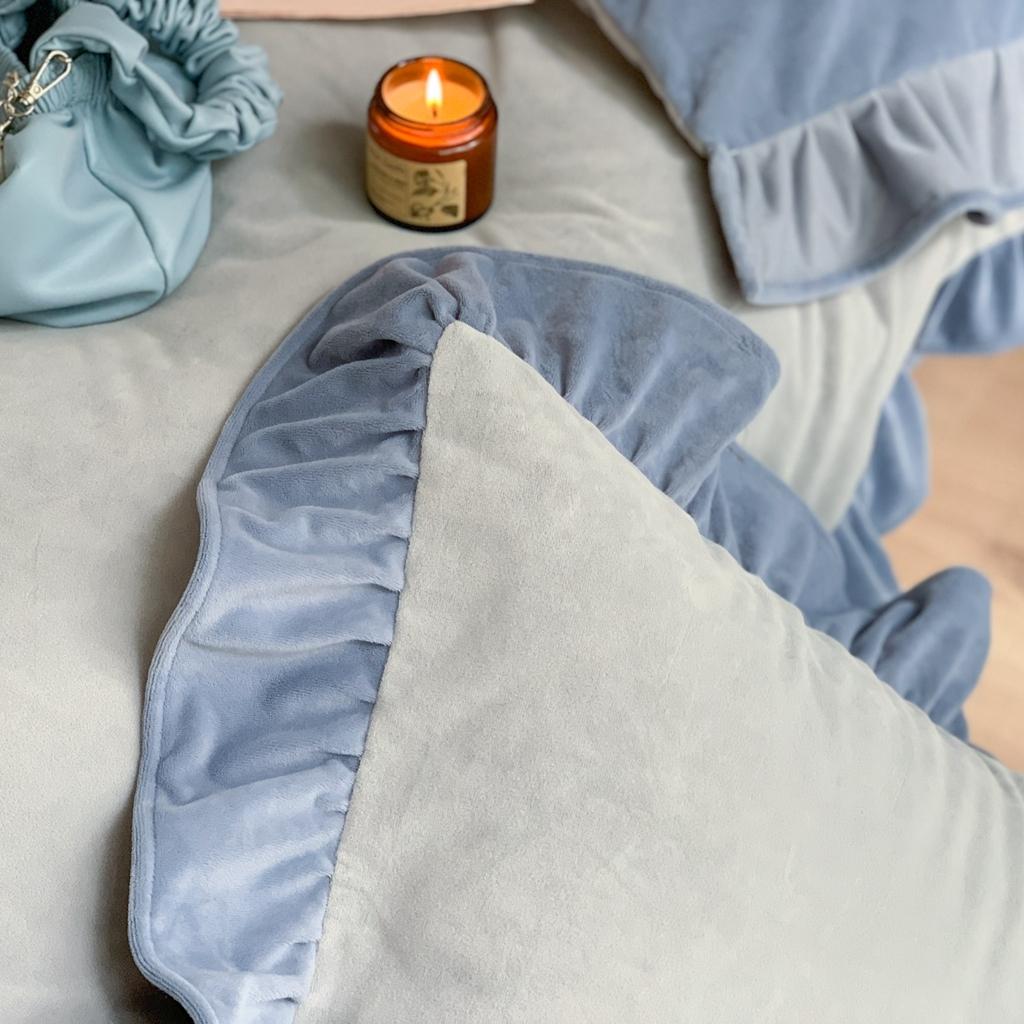 91家纺网 家纺一手货源 找家纺 时年 2021新款婴肤绒纯色花边款四件套 丝绒蓝灰