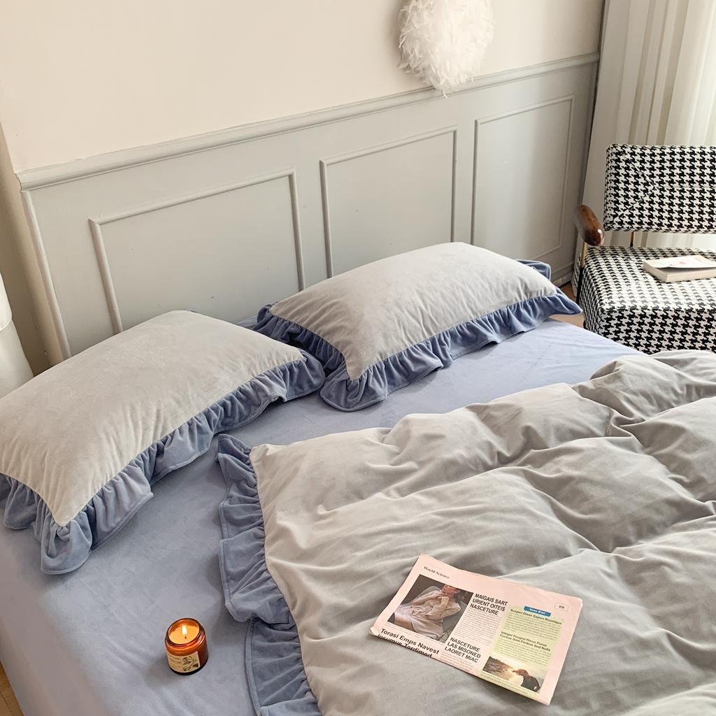 91家纺网 家纺一手货源 找家纺 时年 2021新款婴肤绒纯色花边款四件套 丝绒蓝灰