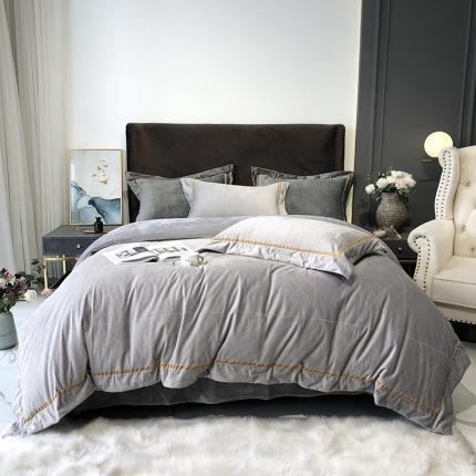 91家纺网 家纺一手货源 找家纺 太古汇2020新款日本进口立体提花雕花绒四件套 浅灰