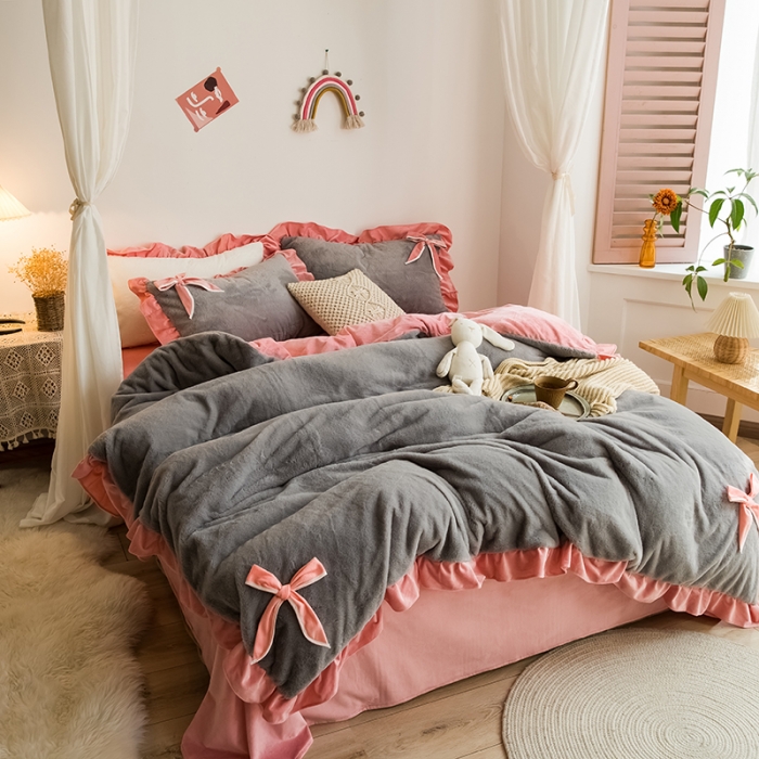 91家纺网 家纺一手货源 找家纺 琪格格 2020新款兔兔绒荷叶边四件套 兔兔绒韩版浅灰