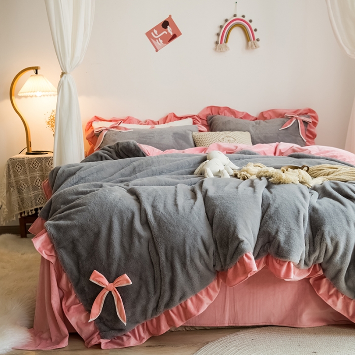 91家纺网 家纺一手货源 找家纺 琪格格 2020新款兔兔绒荷叶边四件套 兔兔绒韩版浅灰