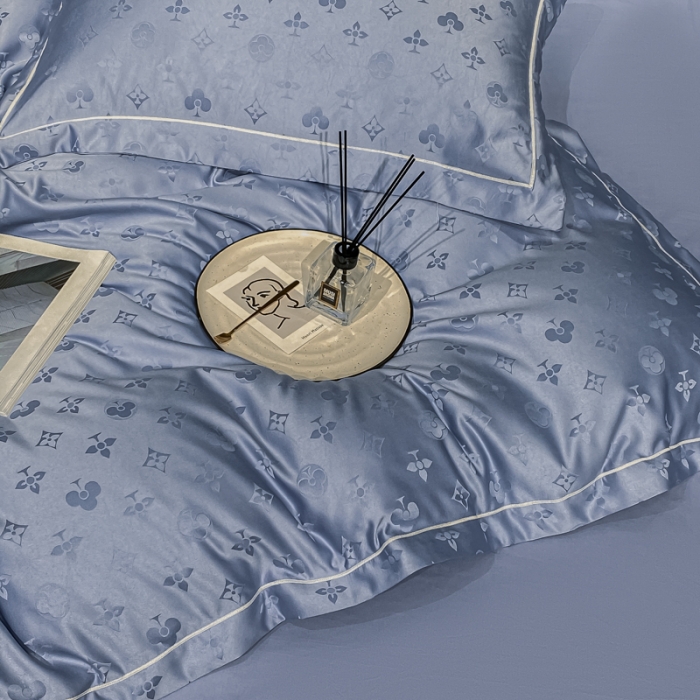 91家纺网 家纺一手货源 找家纺 眠帛家居全棉磨毛轻奢四件套A版贡缎提花B版全棉磨毛 爱维蓝