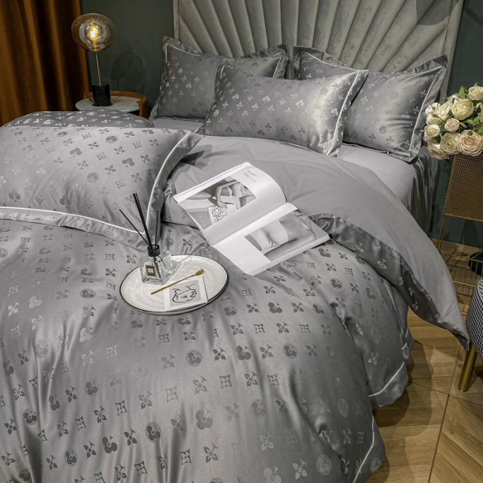 91家纺网 家纺一手货源 找家纺 眠帛家居全棉磨毛轻奢四件套A版贡缎提花B版全棉磨毛爱维高级灰