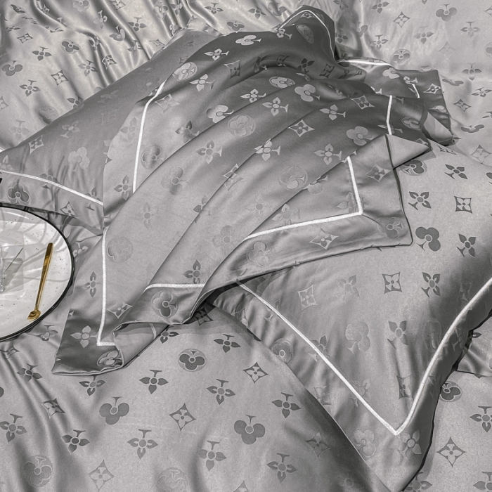 91家纺网 家纺一手货源 找家纺 眠帛家居全棉磨毛轻奢四件套A版贡缎提花B版全棉磨毛爱维高级灰