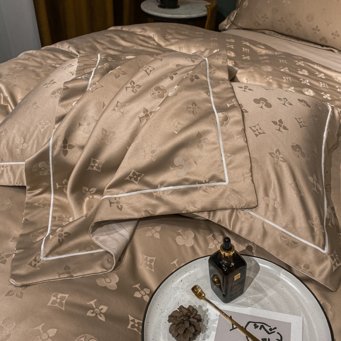 91家纺网 家纺一手货源 找家纺 眠帛家居全棉磨毛轻奢四件套A版贡缎提花B版全棉磨毛 爱维香槟