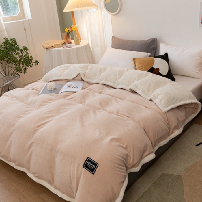 91家纺网 家纺一手货源 找家纺 棉生活 2020新款纯色多功能加厚牛奶绒贝贝绒被套毯 卡其