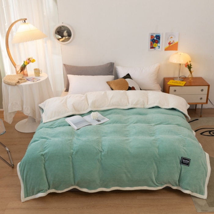 91家纺网 家纺一手货源 找家纺 棉生活 2020新款纯色多功能加厚牛奶绒贝贝绒被套毯 天空蓝