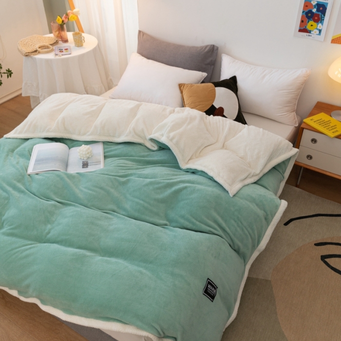 91家纺网 家纺一手货源 找家纺 棉生活 2020新款纯色多功能加厚牛奶绒贝贝绒被套毯 天空蓝