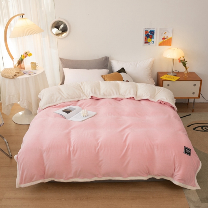 91家纺网 家纺一手货源 找家纺 棉生活 2020新款纯色多功能加厚牛奶绒贝贝绒被套毯 樱花粉