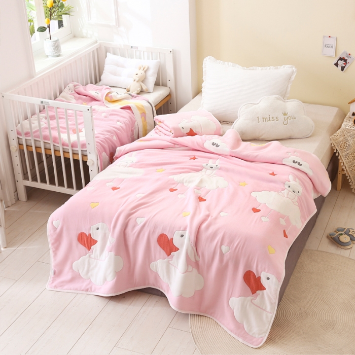 91家纺网 家纺一手货源 找家纺 朴尔2020新款全棉十层纱布加厚儿童盖被毛巾被 云朵兔粉