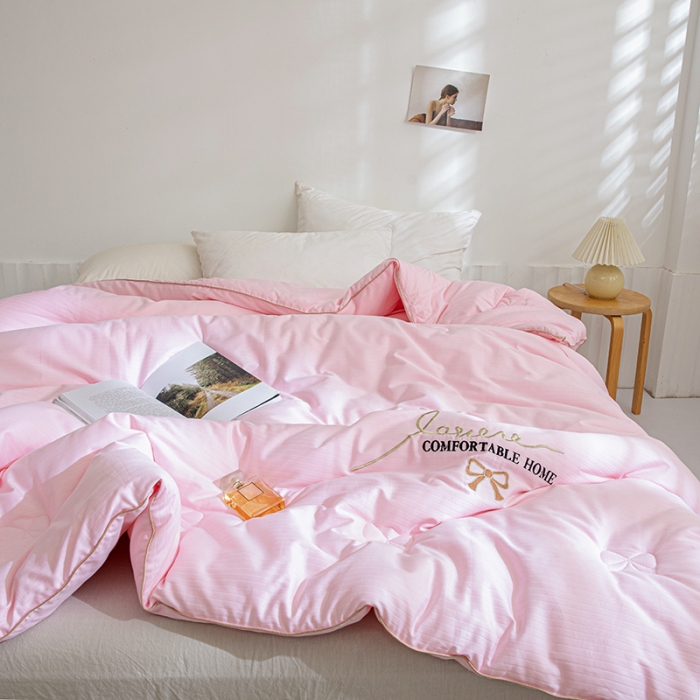 91家纺网 家纺一手货源 找家纺 （总）久典2020新款40S全棉提花抗菌被甜心系列