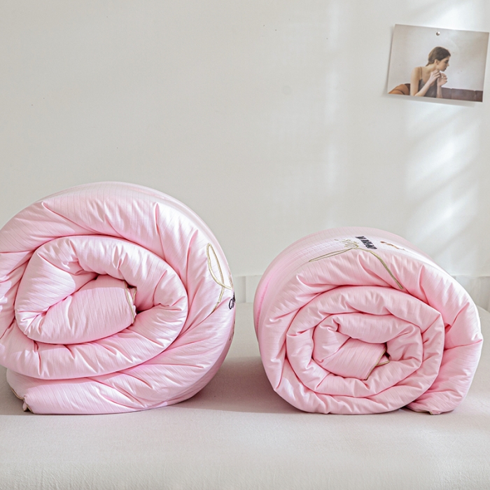 91家纺网 家纺一手货源 找家纺 （总）久典2020新款40S全棉提花抗菌被甜心系列