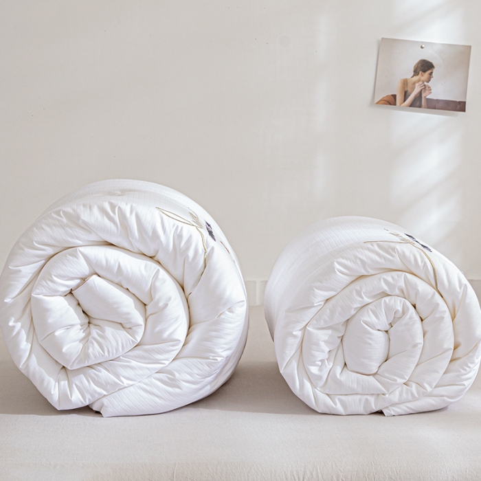 91家纺网 家纺一手货源 找家纺 久典2020新款40S全棉提花抗菌被甜心系列 甜心-白