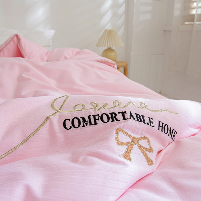 91家纺网 家纺一手货源 找家纺 久典2020新款40S全棉提花抗菌被甜心系列 甜心-粉