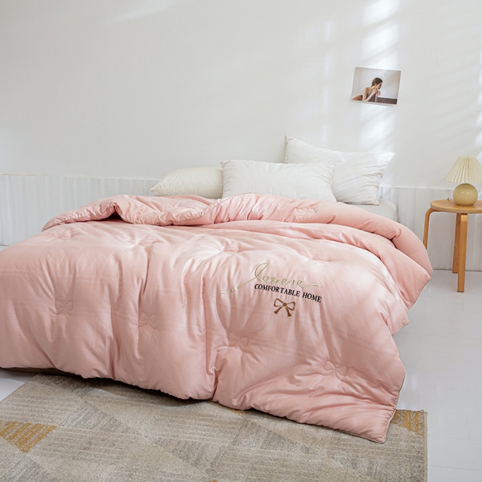 91家纺网 家纺一手货源 找家纺 久典2020新款40S全棉提花抗菌被甜心系列 甜心-玉