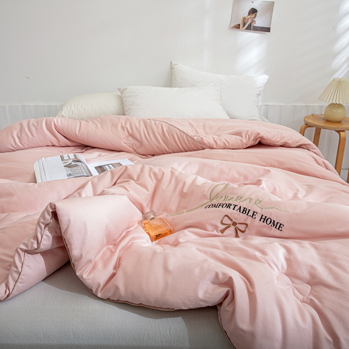 91家纺网 家纺一手货源 找家纺 久典2020新款40S全棉提花抗菌被甜心系列 甜心-玉