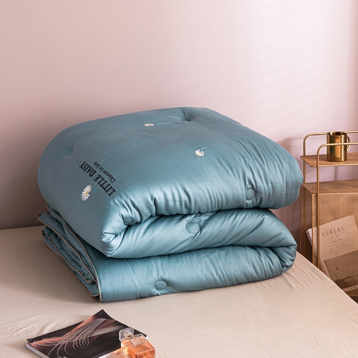 91家纺网 家纺一手货源 找家纺 （总）久典2020新款玻天丝莫代尔抗菌被小雏菊系列