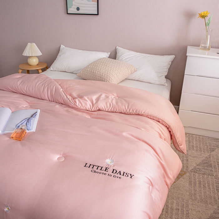 91家纺网 家纺一手货源 找家纺 久典2020新款天丝莫代尔抗菌被小雏菊系列 小雏菊-粉